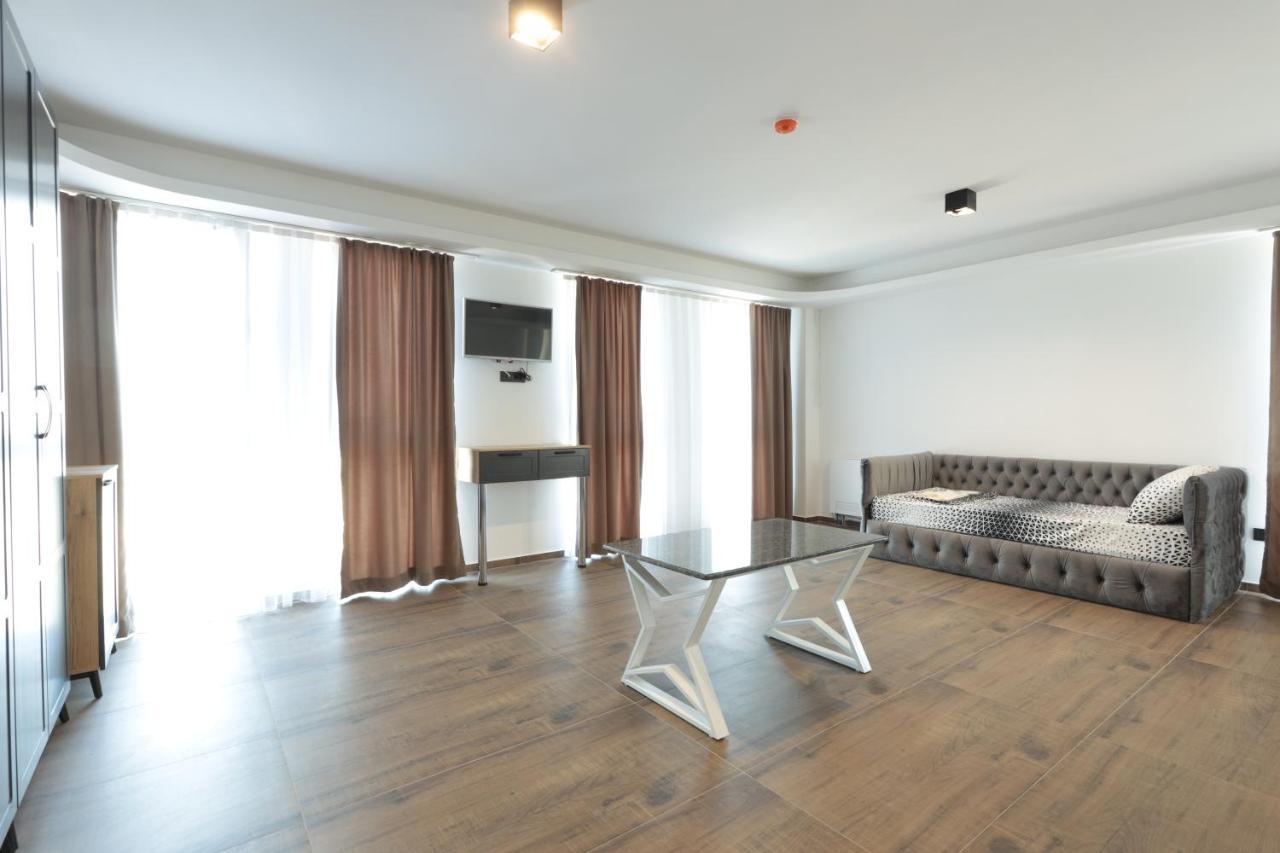 Hotel Ema 테토보 외부 사진